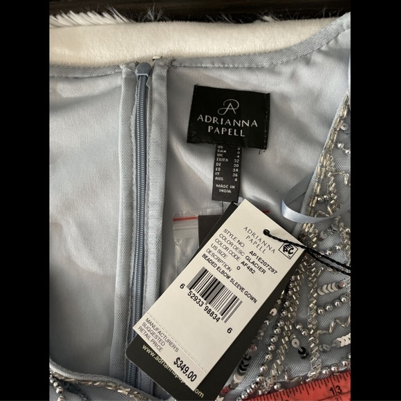 NWT $349 Adrianna Papell V-neck Beaded Gown in‎ Glacier [SZ 0 ] - Picture 15 of 15